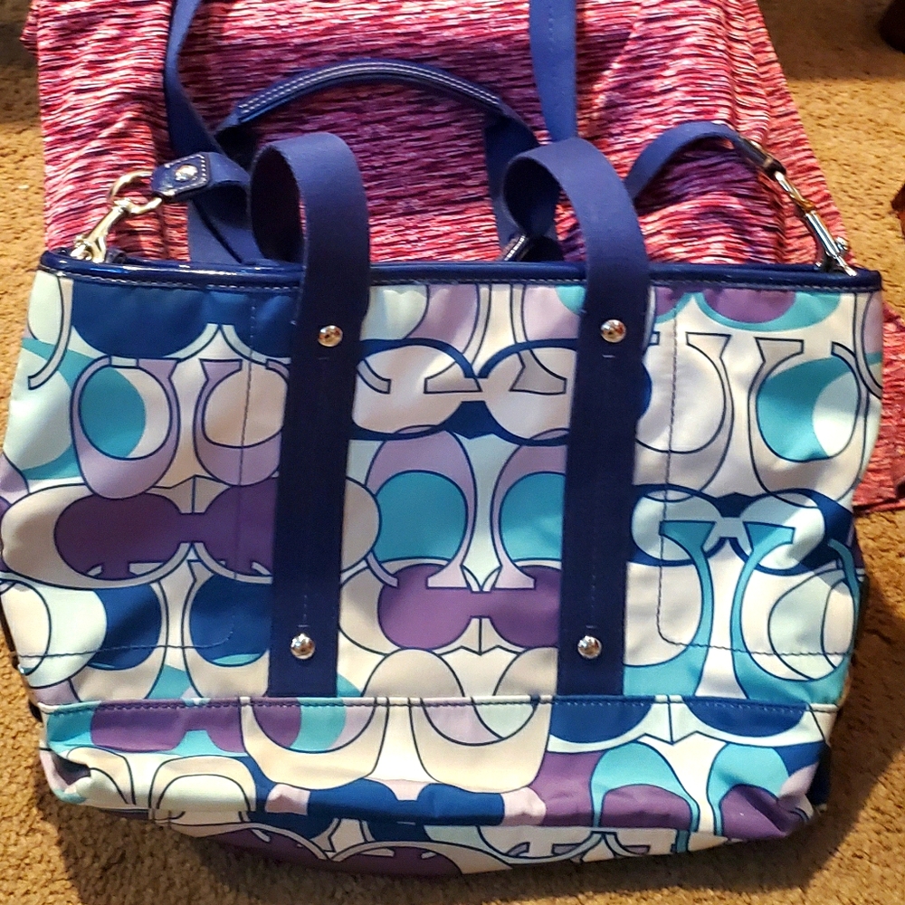 COPY - Beautiful bag w/ matching coin bag BAG NOT INCLUDED - Picture 1 of 16